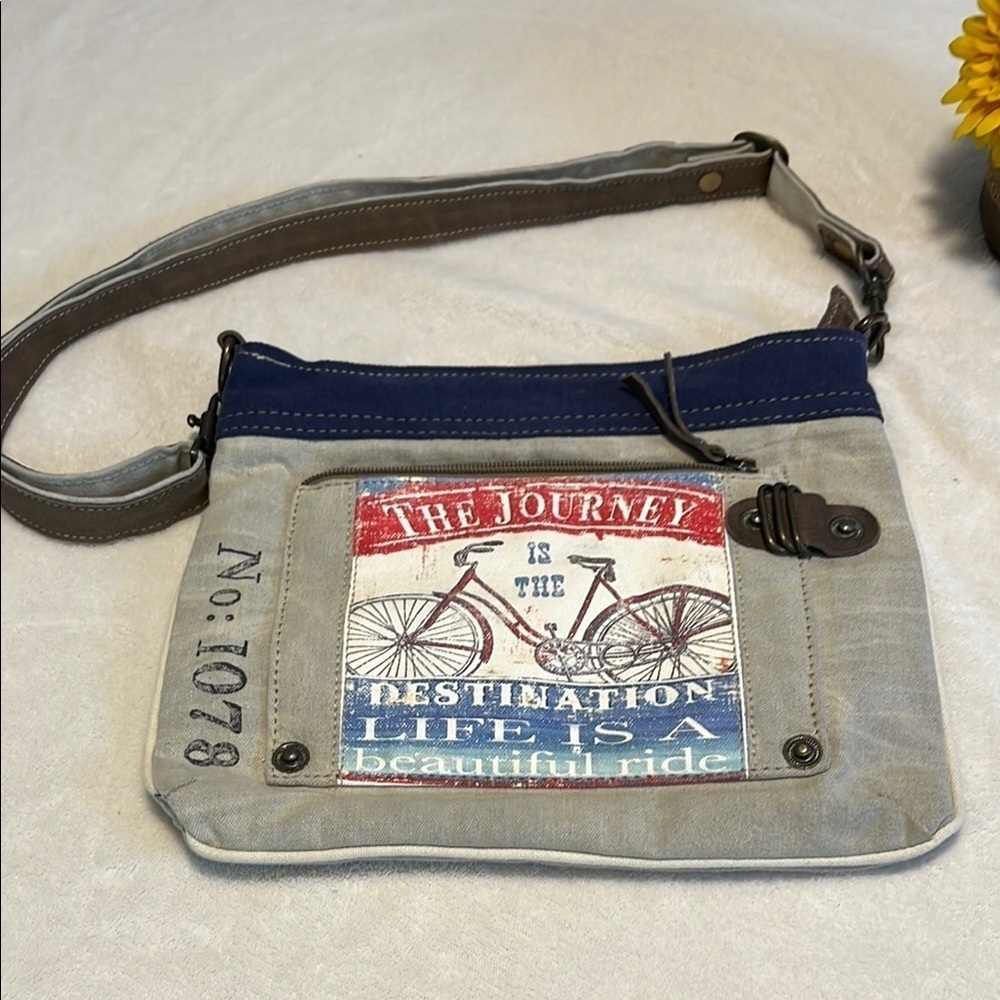 👜 Vintage Canvas Crossbody Bag “The Journey Is The Destination” Bicycle Graphic - Picture 3 of 9